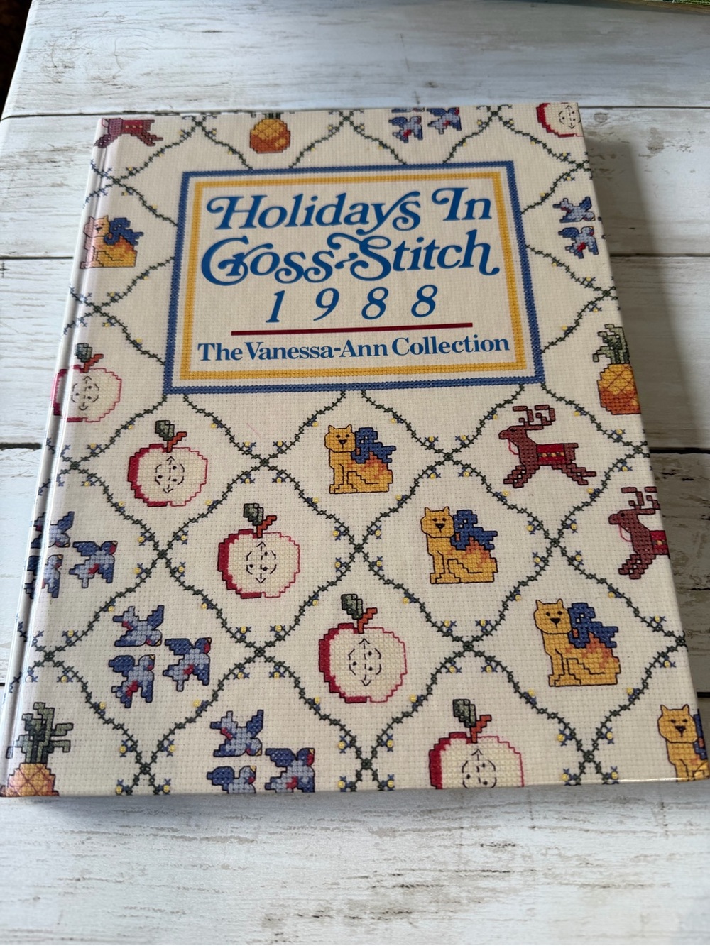 Vintage 1988 Holidays in Cross Stitch Vanessa-Ann Collection Pattern Book